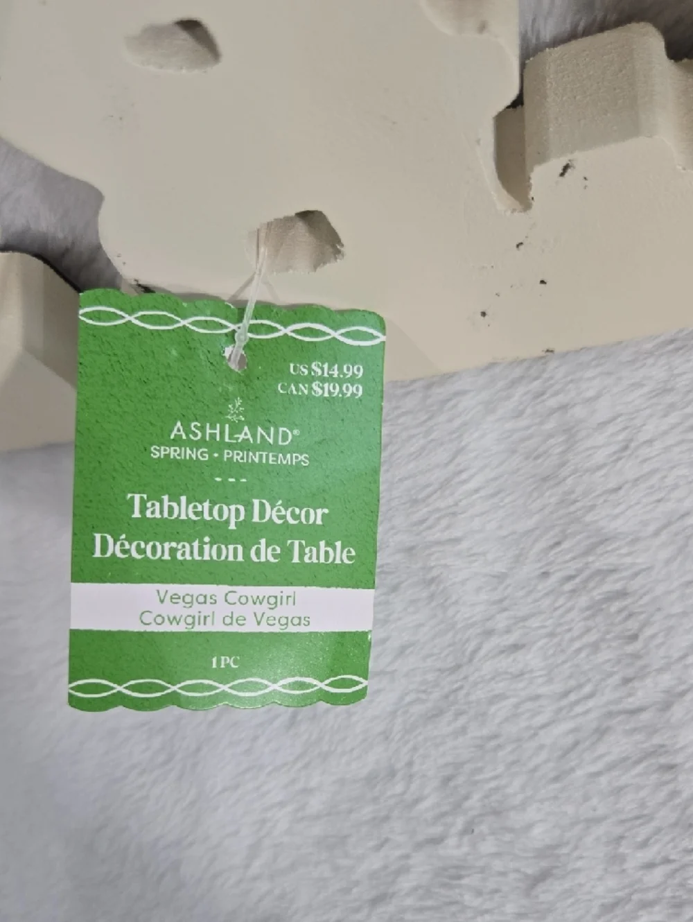 NWT! Ashland Green and Cream Tabletop Décor Tag Lucky - Picture 3 of 7